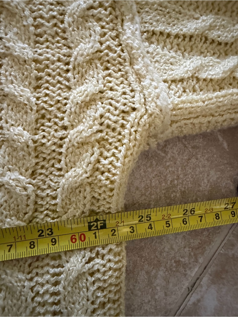 POL Soft Cable V-Neck Knit Sweater - Yellow oversized sz Small - Picture 8 of 9